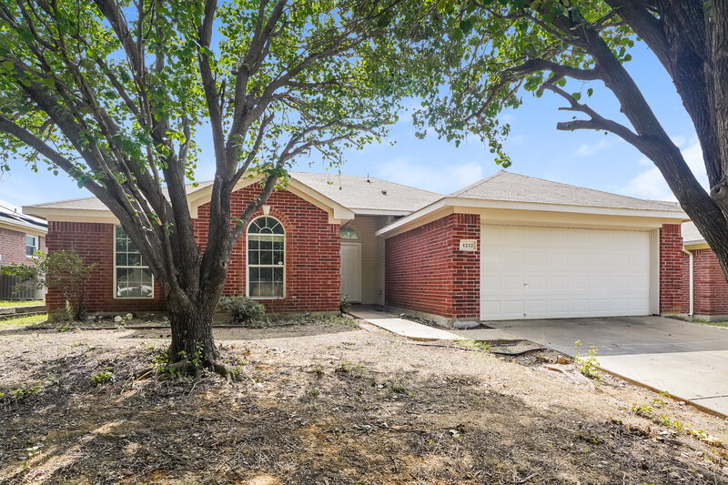 1,910/Mo, 4212 Comer St Denton, TX 76207 External View