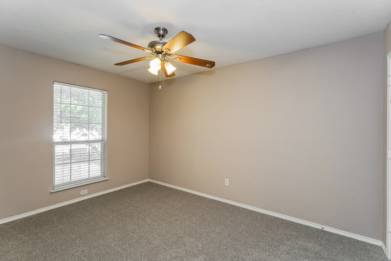 1,910/Mo, 4212 Comer St Denton, TX 76207 Bedroom View
