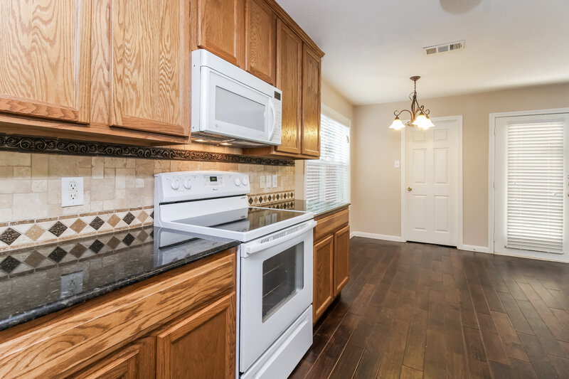 2,530/Mo, 8844 Stewart St Cross Roads, TX 76227 Kitchen View 2