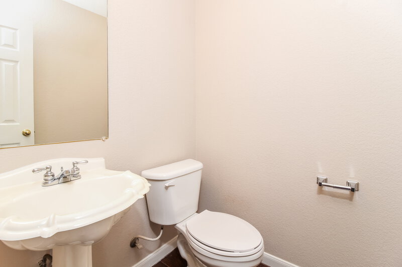 2,530/Mo, 8844 Stewart St Cross Roads, TX 76227 Powder Room View