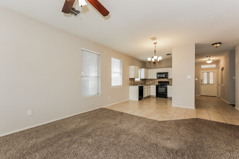2,015/Mo, 1101 Trinity Trl Saginaw, TX 76131 Misc View 4