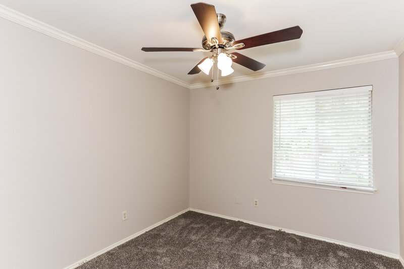 2,250/Mo, 1108 Cherrytree Dr Arlington, TX 76001 Bedroom View 2