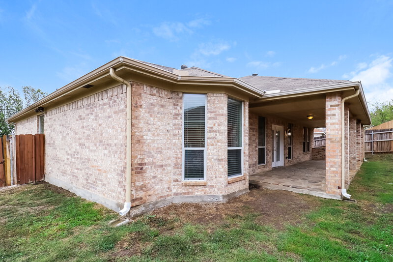 2,060/Mo, 9981 Peregrine Trl Fort Worth, TX 76108 Rear View 2