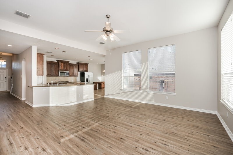 2,515/Mo, 12325 Langley Hill Dr Fort Worth, TX 76244 Living Room View