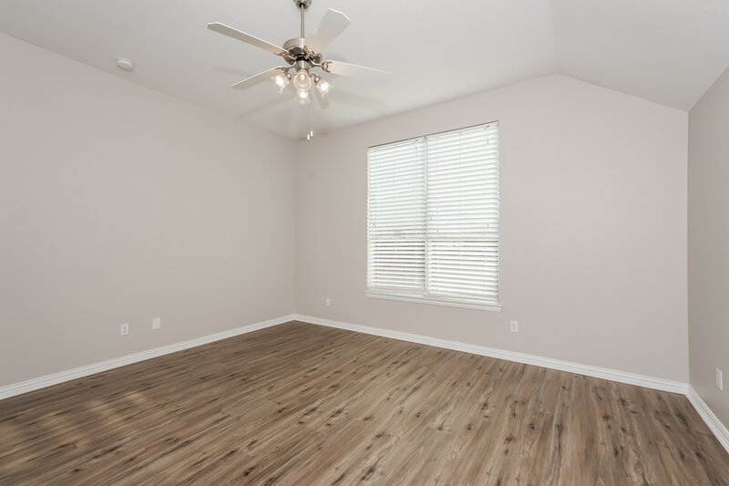 2,515/Mo, 12325 Langley Hill Dr Fort Worth, TX 76244 Main Bedroom View
