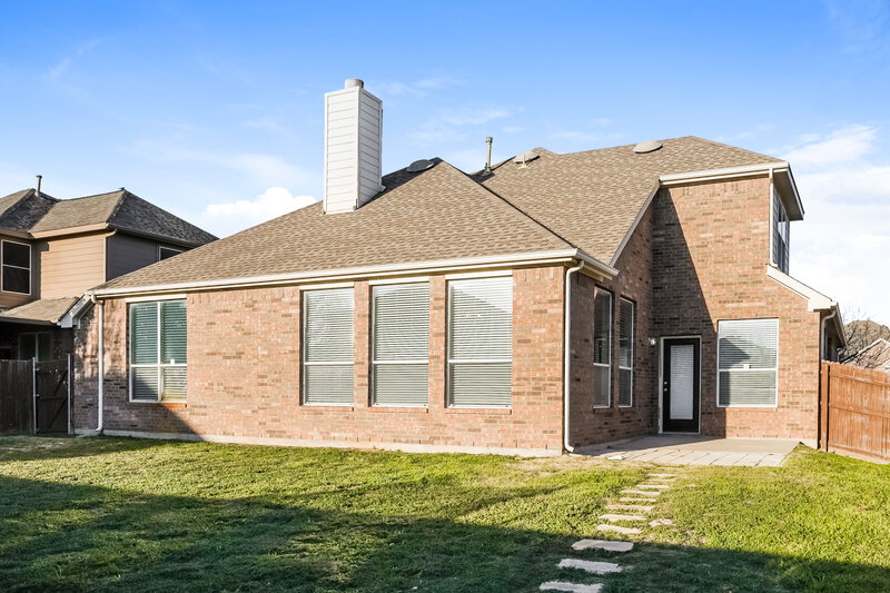 2,515/Mo, 12325 Langley Hill Dr Fort Worth, TX 76244 Rear View