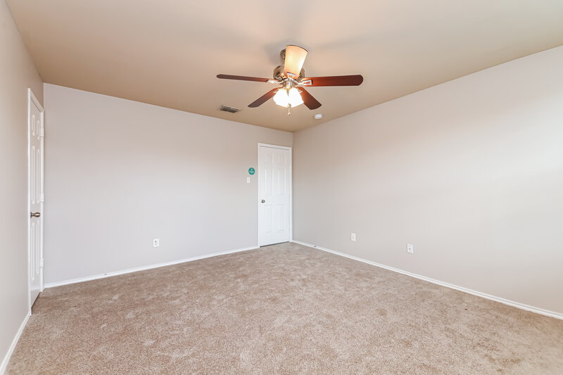 2,190/Mo, 1017 Cavern Dr Mesquite, TX 75181 Main Bedroom View