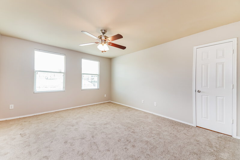 2,190/Mo, 1017 Cavern Dr Mesquite, TX 75181 Main Bedroom View 2