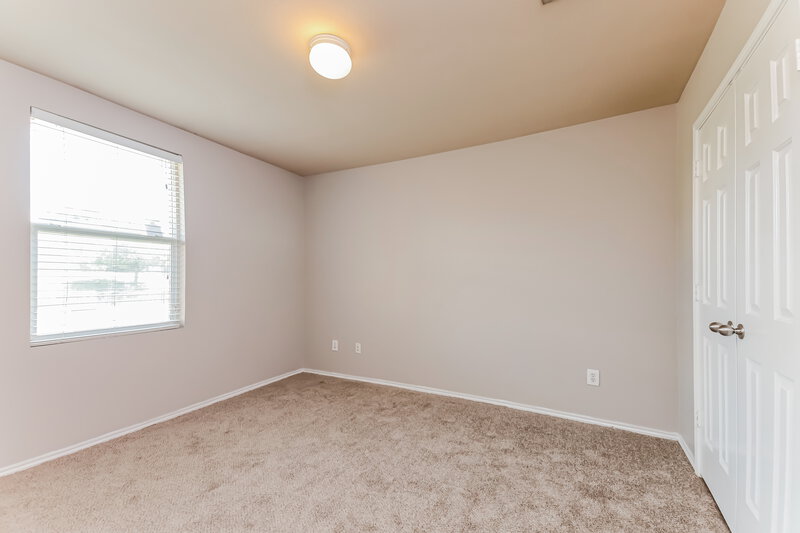 2,190/Mo, 1017 Cavern Dr Mesquite, TX 75181 Bedroom View 2