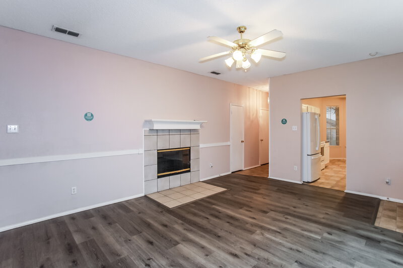 1,820/Mo, 6437 Rainwater Way Fort Worth, TX 76179 Living Room View 2