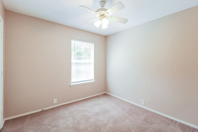1,805/Mo, 3904 Vinyard Way Argyle, TX 76226 Bedroom View 2