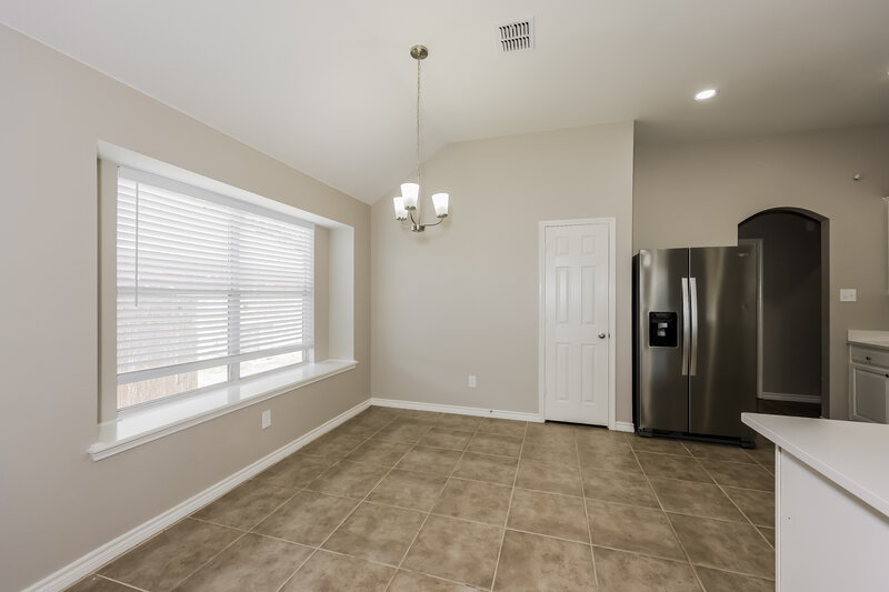 2,185/Mo, 920 Pebblecreek Dr Burleson, TX 76028 Dining Room View
