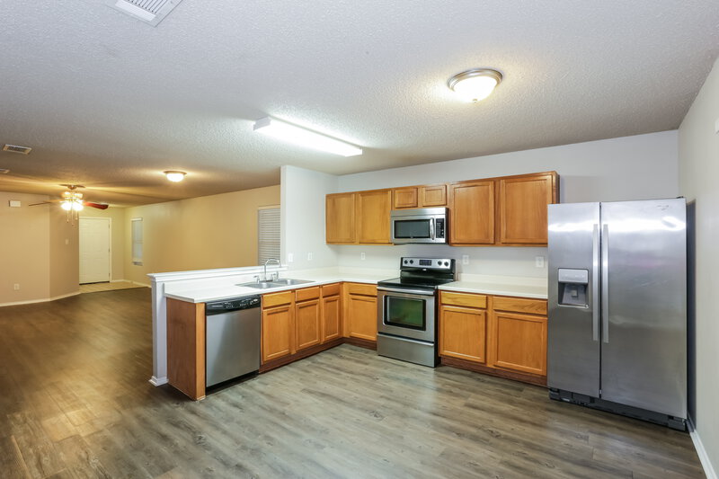 1,970/Mo, 5351 Driftway Dr Fort Worth, TX 76135 Kitchen View 2