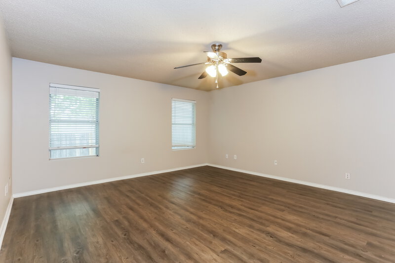 1,970/Mo, 5351 Driftway Dr Fort Worth, TX 76135 Main Bedroom View