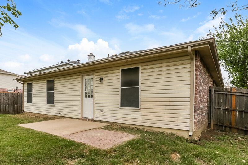 1,970/Mo, 5351 Driftway Dr Fort Worth, TX 76135 Rear View 2
