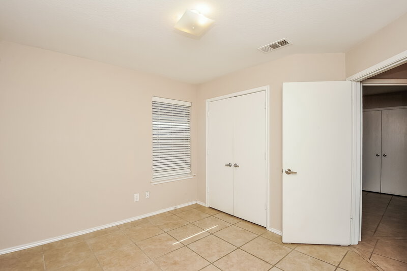 1,820/Mo, 2109 Ingrid Ln Fort Worth, TX 76131 Bedroom View 2