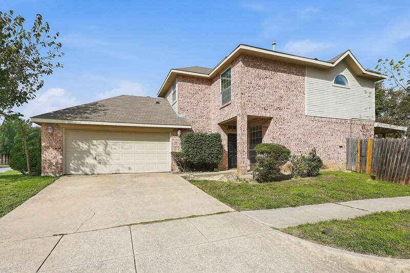 2,275/Mo, 5029 Lodgepole Ln Fort Worth, TX 76137 Front View