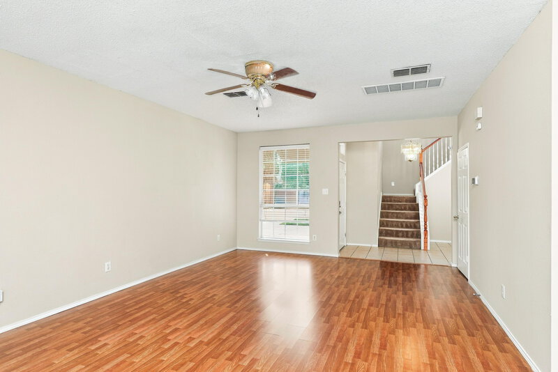 2,275/Mo, 5029 Lodgepole Ln Fort Worth, TX 76137 Living Room View