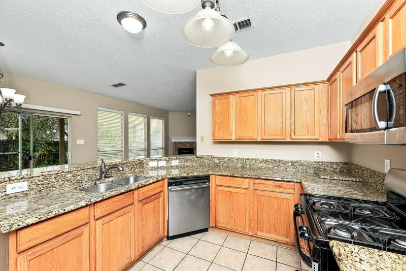 2,275/Mo, 5029 Lodgepole Ln Fort Worth, TX 76137 Kitchen View 2