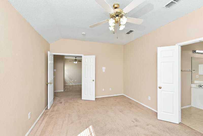 2,275/Mo, 5029 Lodgepole Ln Fort Worth, TX 76137 Primary Bedroom View