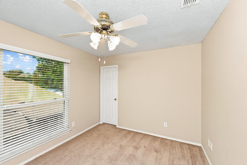 2,275/Mo, 5029 Lodgepole Ln Fort Worth, TX 76137 bed View