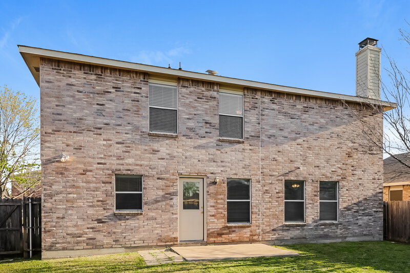 2,385/Mo, 4049 Golden Horn Ln Fort Worth, TX 76123 Rear View