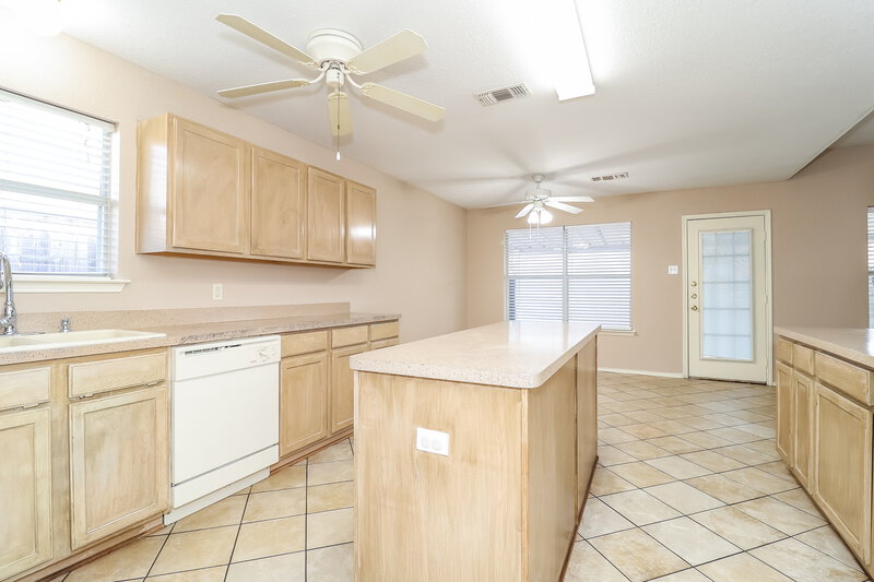 1,830/Mo, 1113 Darren Dr Burleson, TX 76028 Kitchen View
