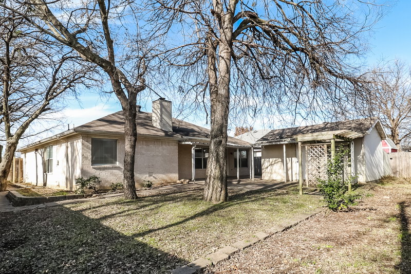 1,830/Mo, 1113 Darren Dr Burleson, TX 76028 Rear View