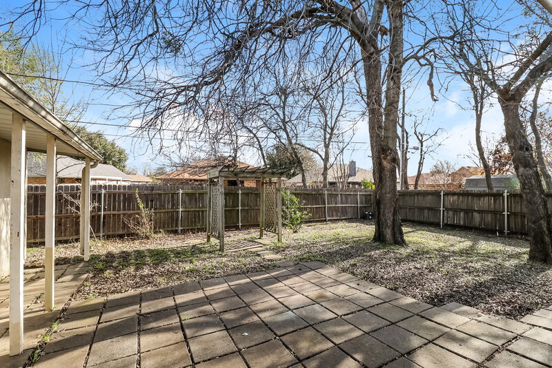 1,830/Mo, 1113 Darren Dr Burleson, TX 76028 Rear View 2