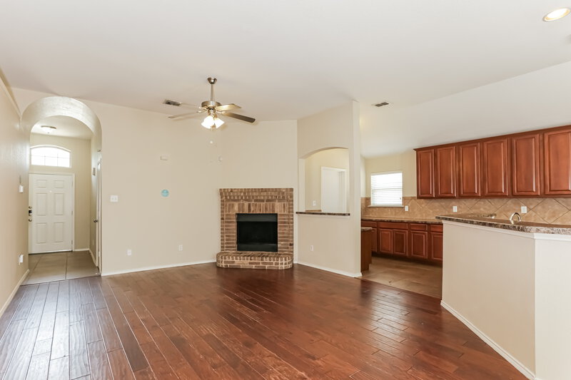 2,245/Mo, 6516 Fitzgerald St Fort Worth, TX 76179 Living Room View