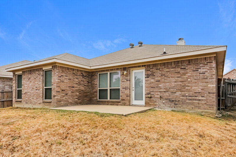 2,245/Mo, 6516 Fitzgerald St Fort Worth, TX 76179 Rear View 2