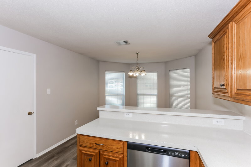 1,780/Mo, 12437 Seven Eagles Ln Burleson, TX 76028 Kitchen View 2