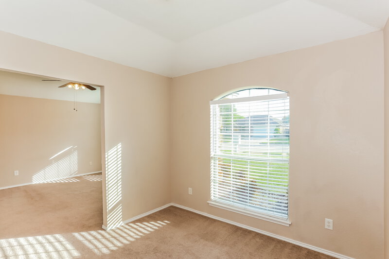 2,325/Mo, 938 Morgan Dr Burleson, TX 76028 Main Bedroom View 2
