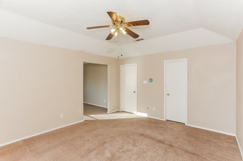 2,325/Mo, 938 Morgan Dr Burleson, TX 76028 Main Bedroom View 3