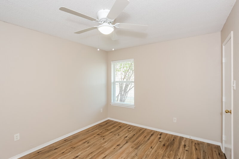 2,050/Mo, 1004 Carlin Ln Burleson, TX 76028 Bedroom View 2