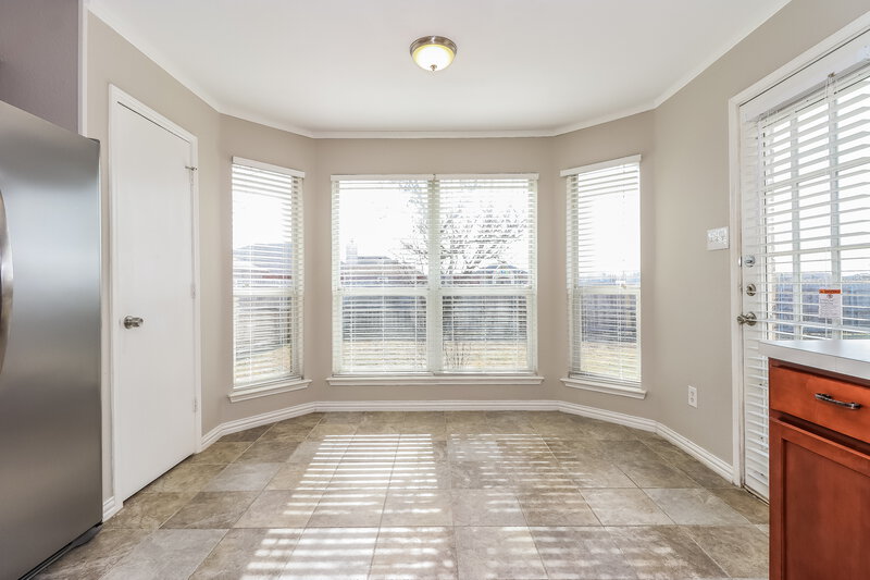 2,450/Mo, 1009 Marcia Ln Burleson, TX 76028 Breakfast Nook View