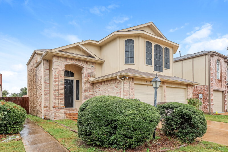 1,990/Mo, 5116 Waltham Ct Garland, TX 75043 Front View