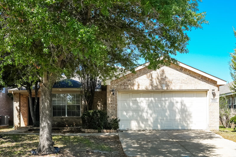 1,880/Mo, 2908 Bourbon St Fort Worth, TX 76123 External View