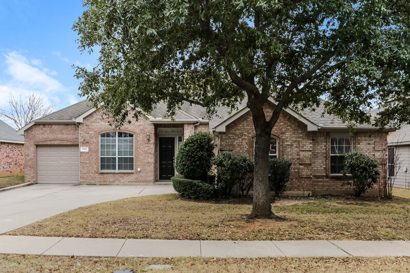 3,180/Mo, 1302 Rosebrook Dr Mansfield, TX 76063 External View