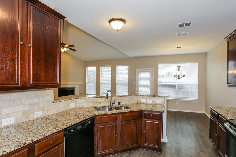 3,180/Mo, 1302 Rosebrook Dr Mansfield, TX 76063 Kitchen View