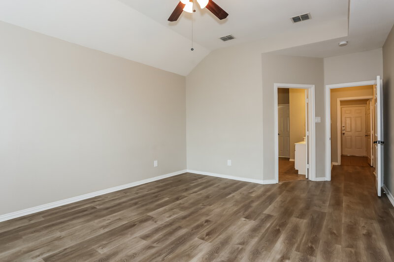 3,180/Mo, 1302 Rosebrook Dr Mansfield, TX 76063 Main Bedroom View 2
