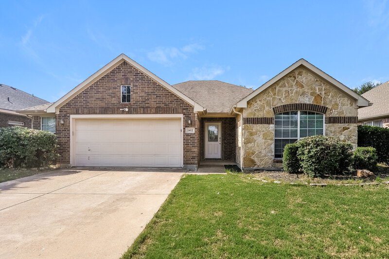 1,870/Mo, 1412 Brownford Dr Burleson, TX 76028 External View