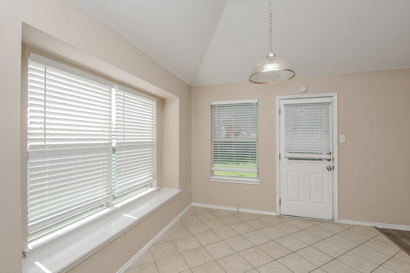 1,870/Mo, 1412 Brownford Dr Burleson, TX 76028 Dining Room View