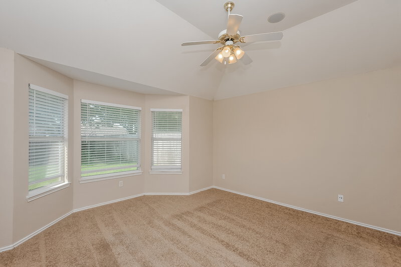 1,870/Mo, 1412 Brownford Dr Burleson, TX 76028 Main Bedroom View