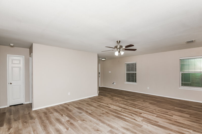 2,005/Mo, 4512 Mountain Oak St Fort Worth, TX 76244 Living Room View 2