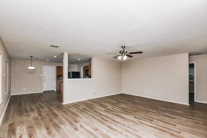 2,005/Mo, 4512 Mountain Oak St Fort Worth, TX 76244 Living Room View 3