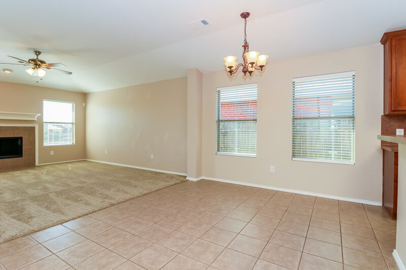 2,365/Mo, 7307 Fossil Creek Dr Arlington, TX 76002 Dining Room View