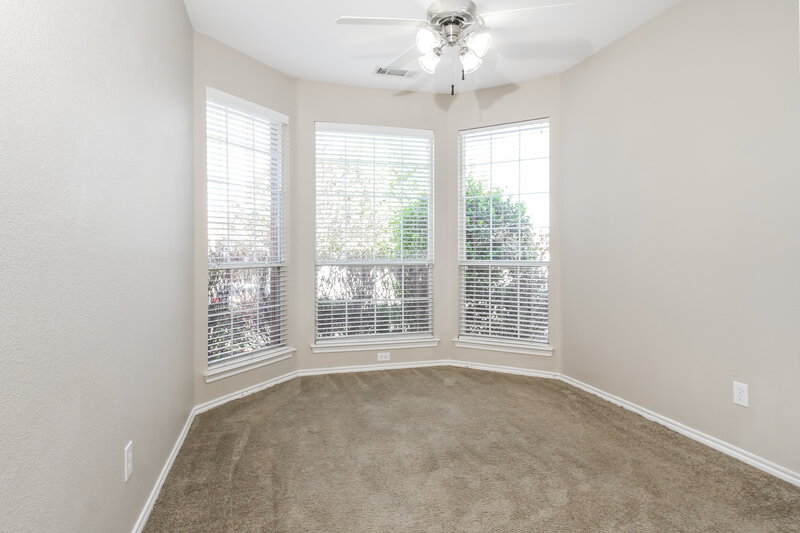 2,380/Mo, 12812 Old Macgregor Ln Fort Worth, TX 76244 Bedroom View