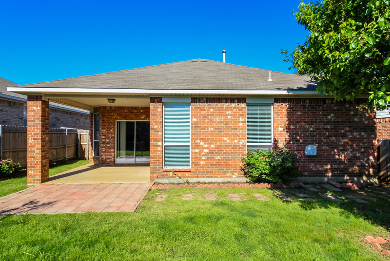 2,380/Mo, 12812 Old Macgregor Ln Fort Worth, TX 76244 Rear View