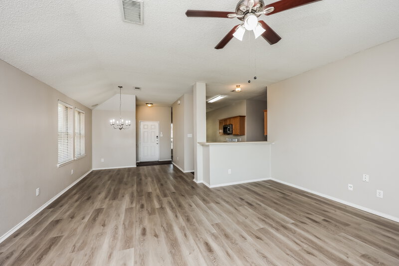 2,235/Mo, 2404 Becard Dr Mesquite, TX 75181 Living Room View 2